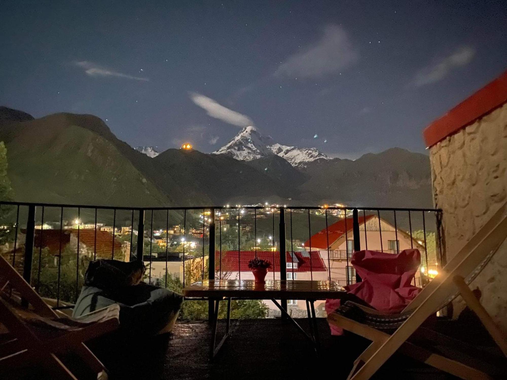 Four Season In Kazbegi Hotel Quarto foto